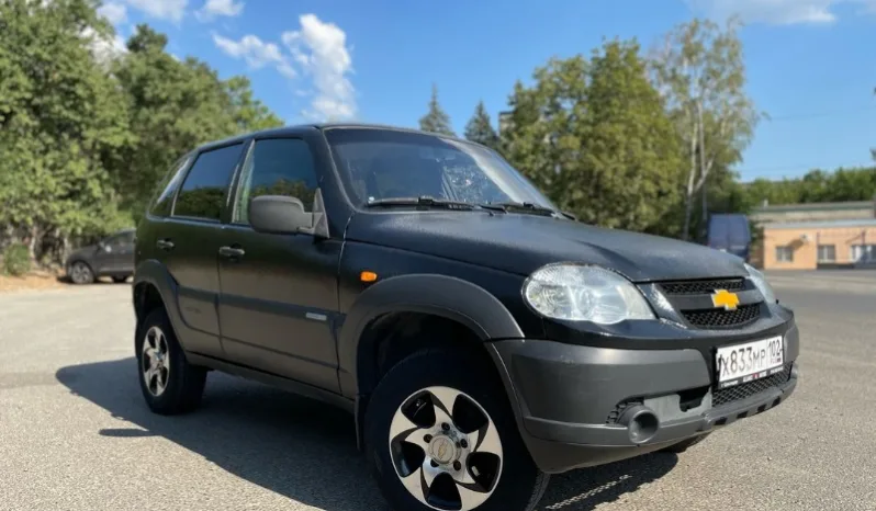 
 Chevrolet Niva 2009 года									