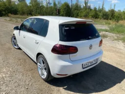 Volkswagen Golf 2008 года