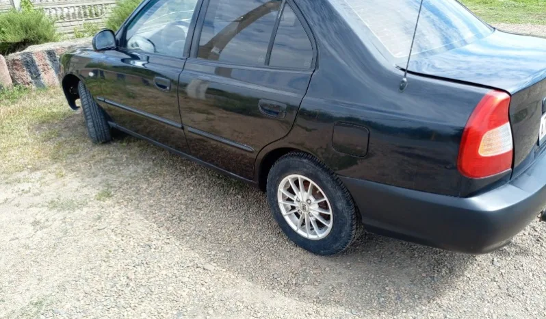 
 Hyundai Accent 2007 года									